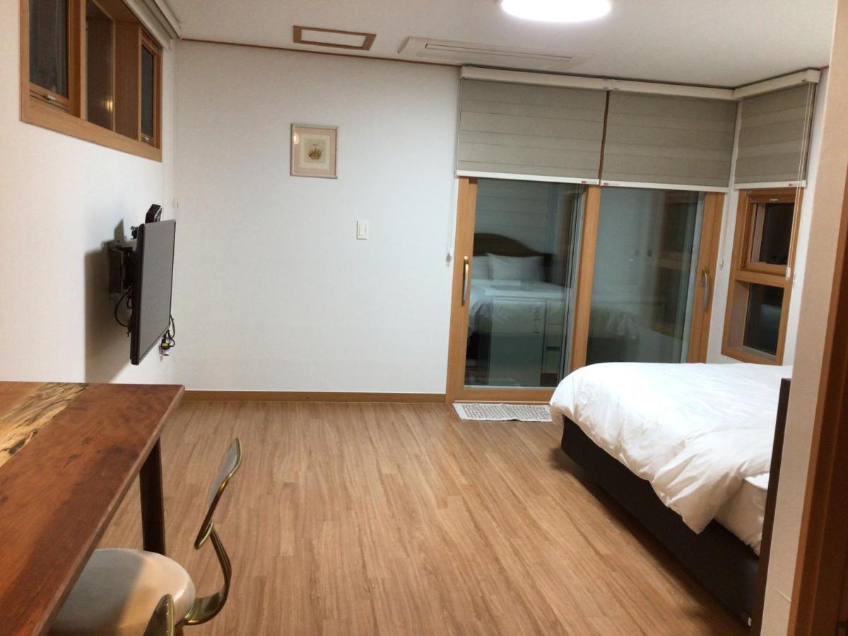 Sungsan Woori House Pension Seogwipo Eksteriør billede
